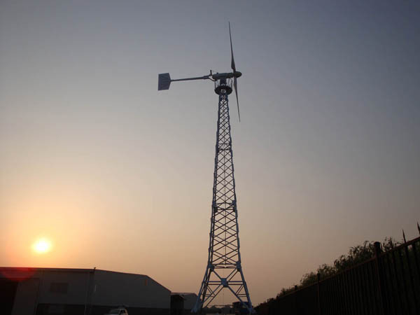 Heimanwendung On / Off Grid / Hybrid System Lösung Energie Komplett Solar Wind Hybrid Horizontalachse Windturbine 1KW 2KW 5KW