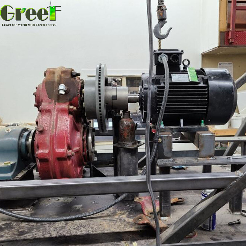 343 x 605 x 970 mm Off-Grid-Controller mit AHCC und Entlademethode PWM