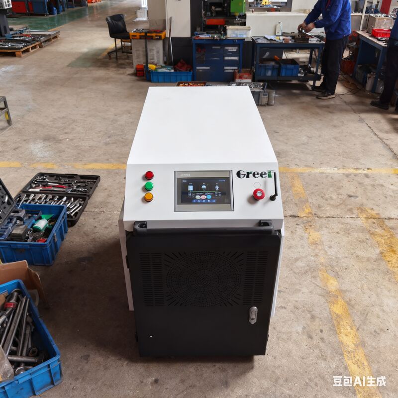 100 kW Rated Off Grid Power Inverter mit Überspannungsschutz der Stufe 2 und Arbeitshöhe bis zu 4000 m