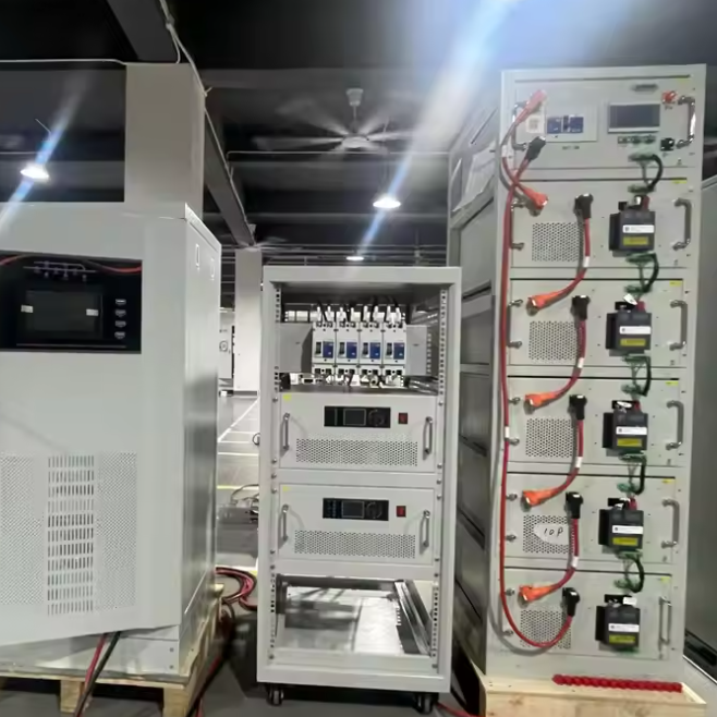 Hochspannungs-Lithiumbatterie mit Entladungsspiegel > 80% angepasste Batteriegröße und Smart BMS für industrielle Energiespeicherung